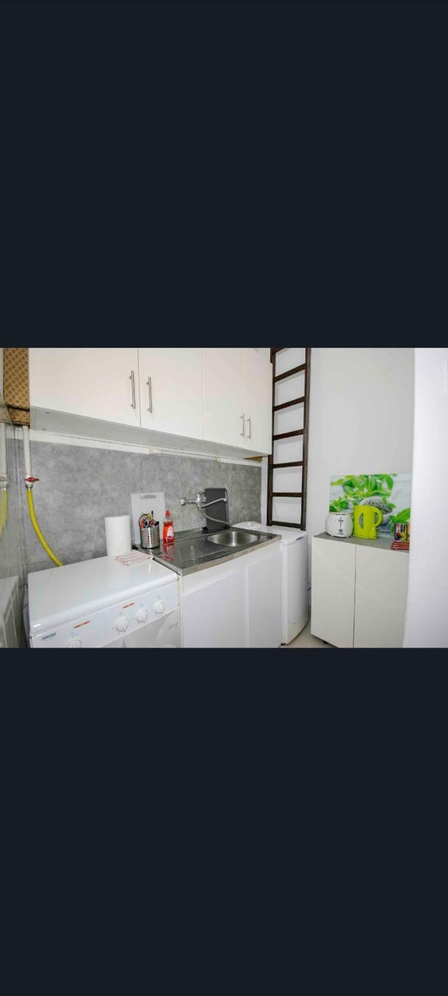 Free Parking Garage! Downtown Apartment Close To New York Cafe Budapest Eksteriør bilde